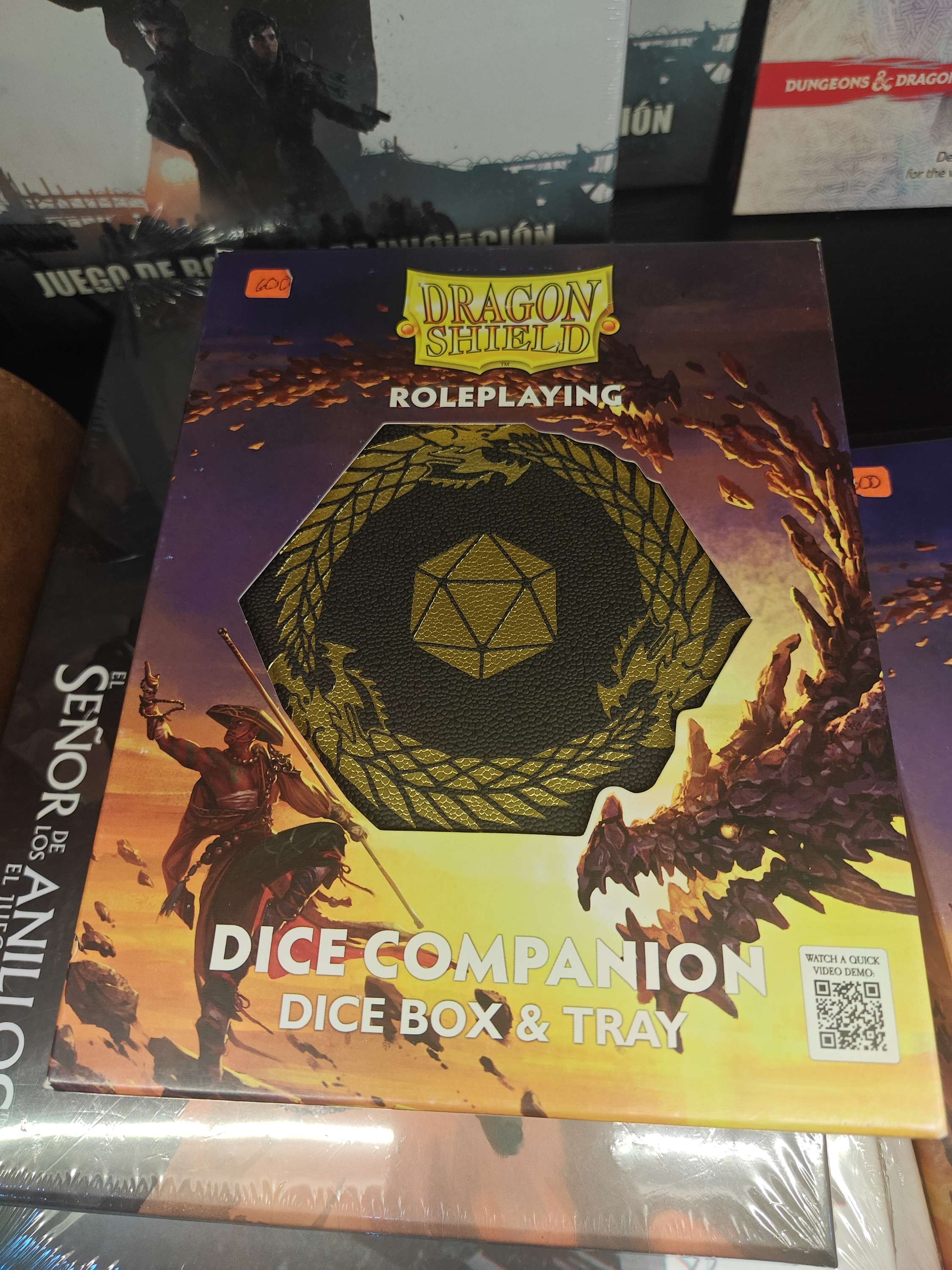 Dragón shield dice companion dice box and Tray