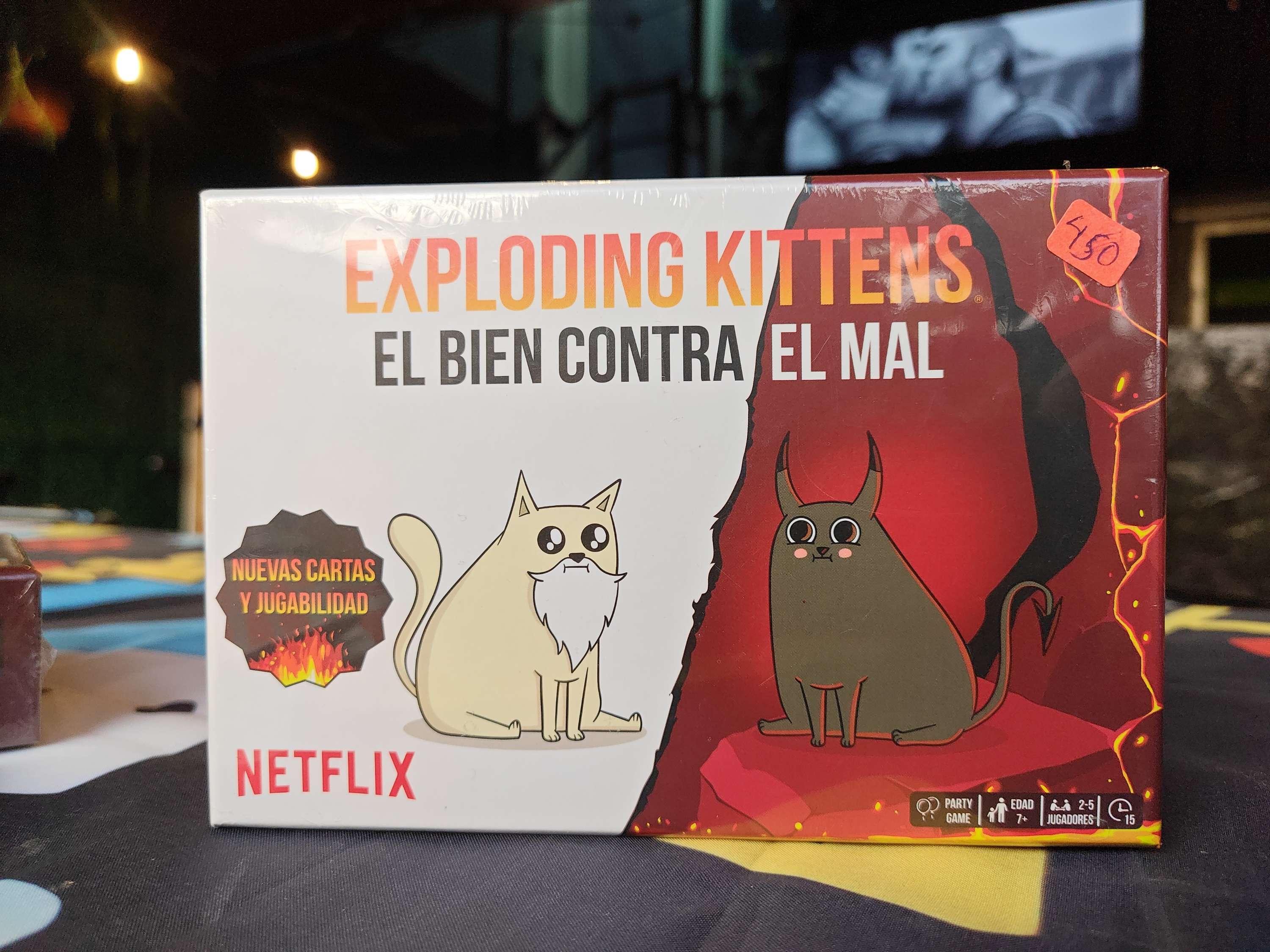 Exploding kittens el bien contra el mal